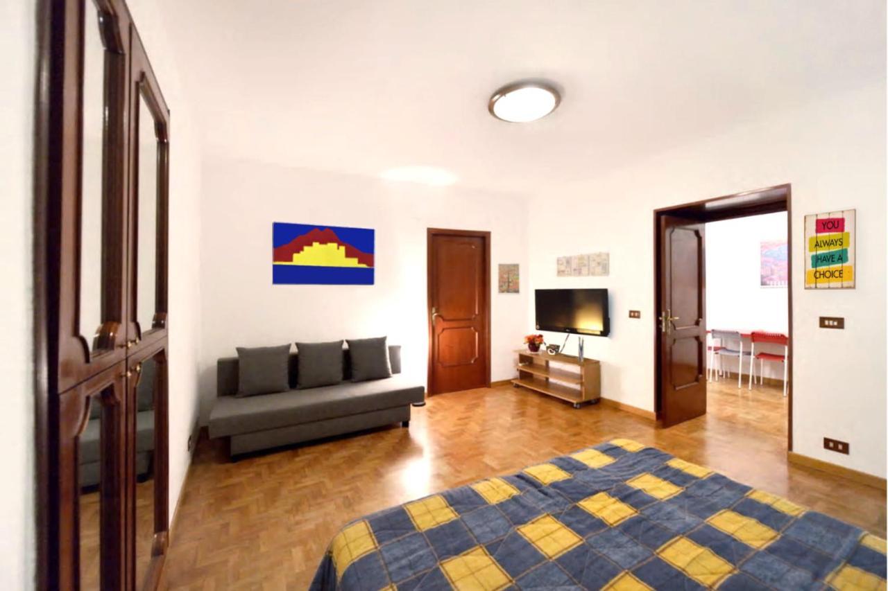 فيلا La Casita Toledo - In Pieno Centro نابولي المظهر الخارجي الصورة